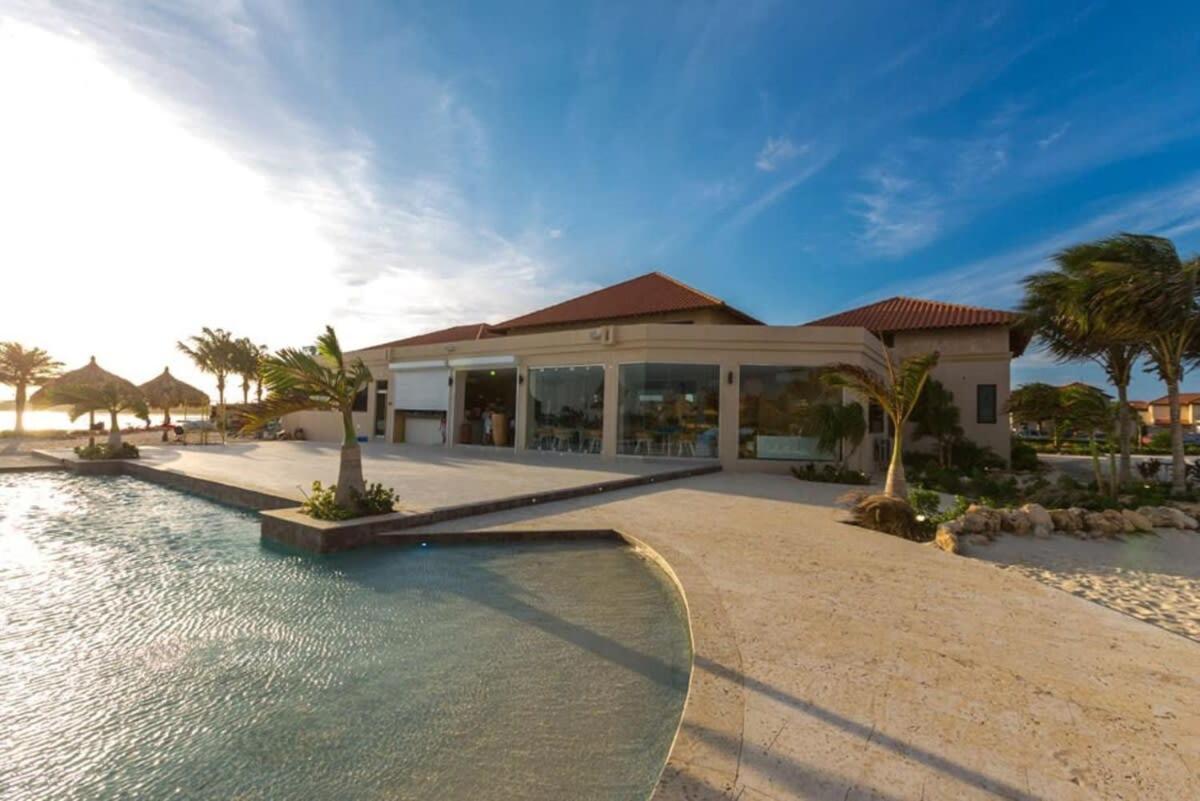 Spectacular House In Gold Coast Villa Палм Бийч Екстериор снимка