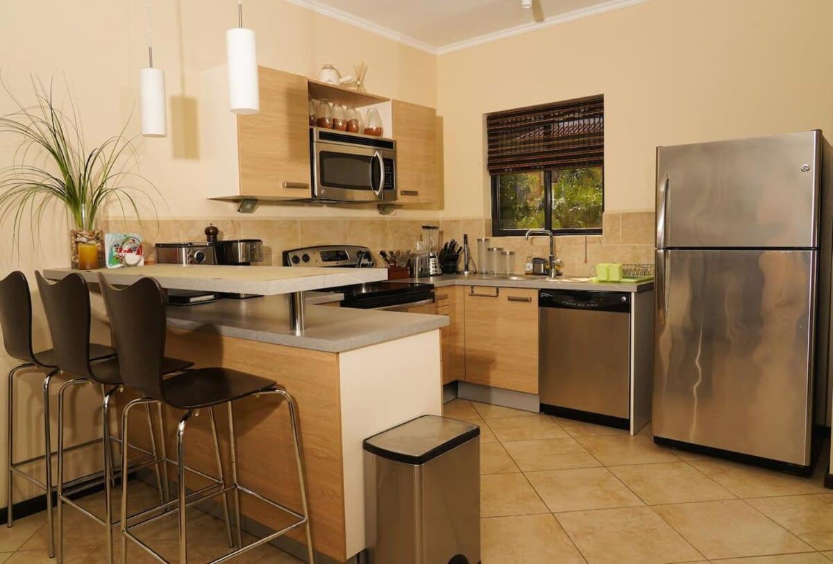 Spectacular House In Gold Coast Villa Палм Бийч Екстериор снимка